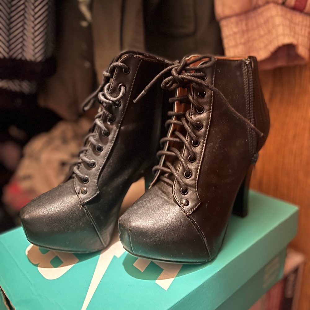 Charlotte Russe booties